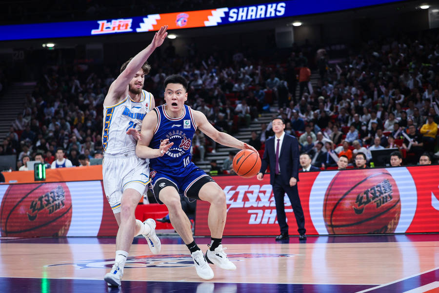 爱游戏网页版入口-上海男篮队稳扎稳打备战，奋力拼搏为胜利努力的简单介绍