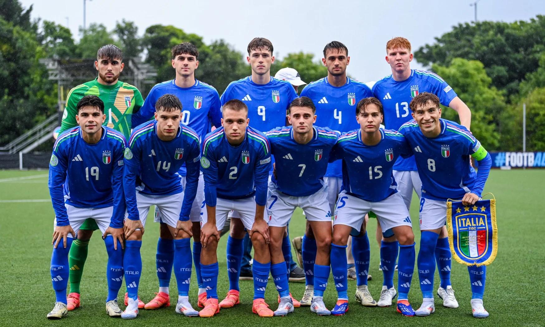 乌克兰队从容迎战，成功晋级