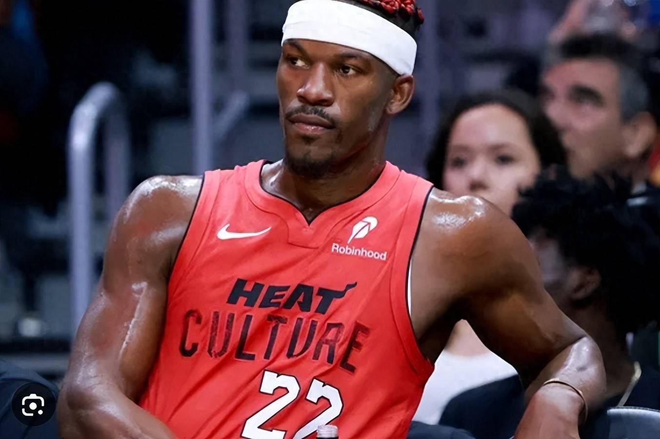 铁血冲刺拼尽全力,世界体育风云再起 铁血冲刺拼尽全力,世界体育风云再起