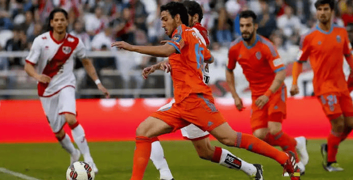 普利茅斯主场大败,保级形势愈发严峻 普利茅斯主场大败,保级形势愈发严峻