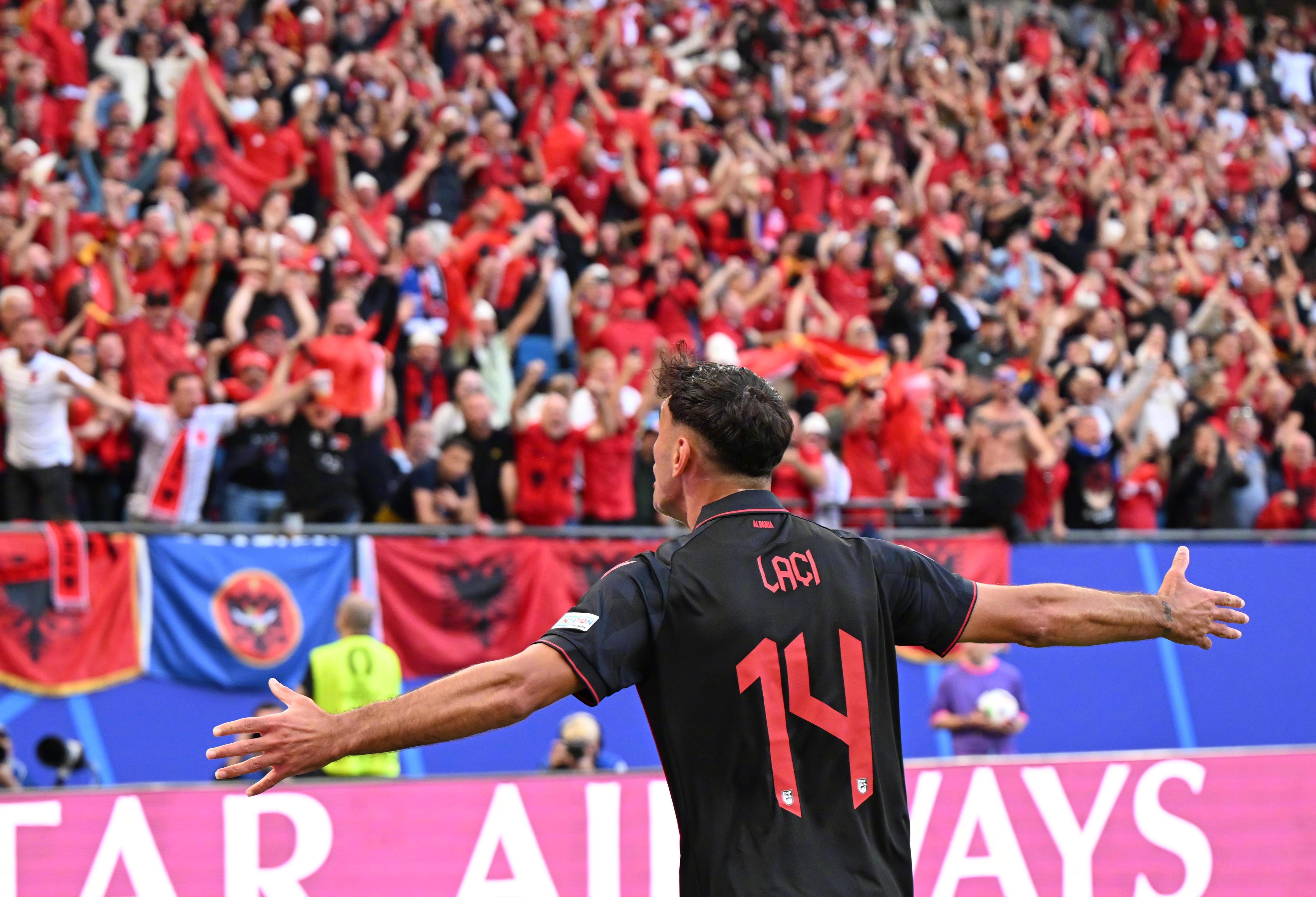 爱游戏登录-德国国家队在主场大胜阿尔巴尼亚队