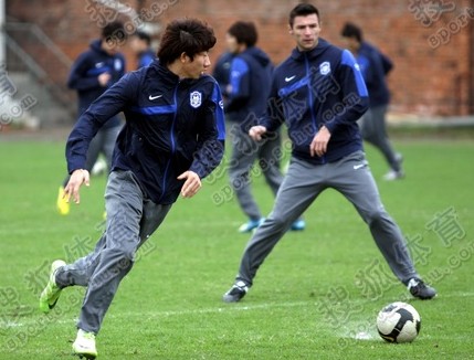 包含天津泰达晋级小组赛，成功闯关欧亚大陆赛事的词条