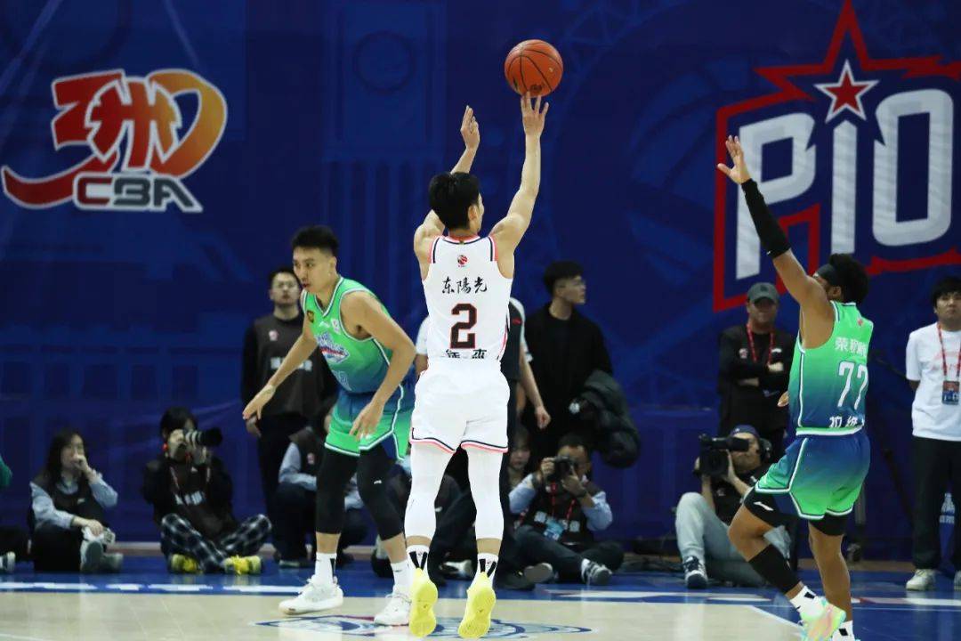 爱游戏官网入口-天津男篮主场失利，战绩连败