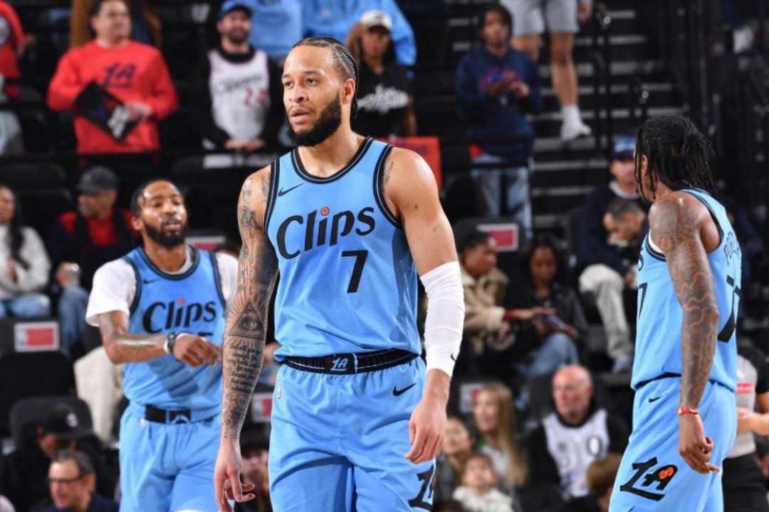 凯尔特人惨败快船,客场失利 凯尔特人惨败快船,客场失利