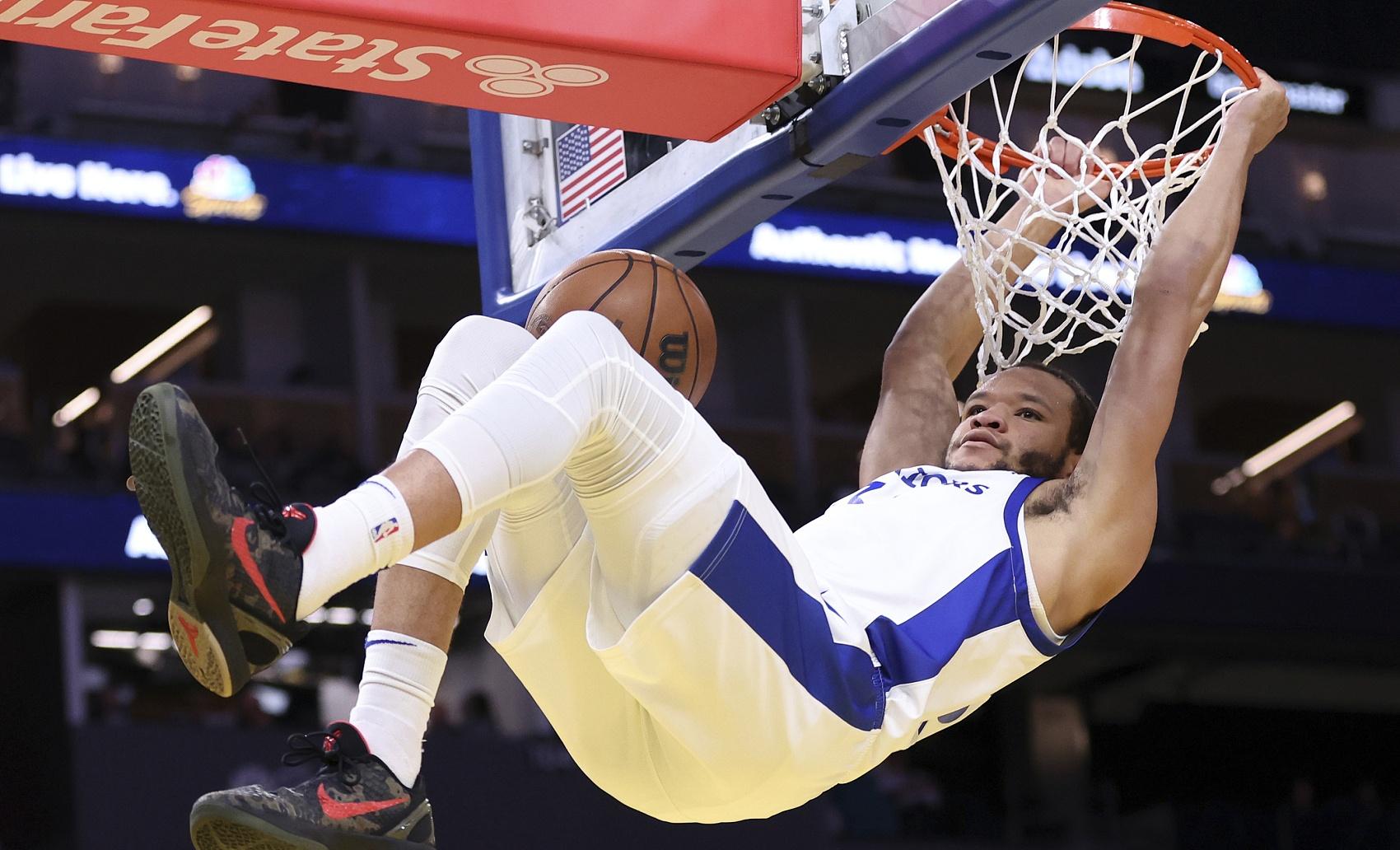 火箭队新援表现惊艳，成为球队亮点