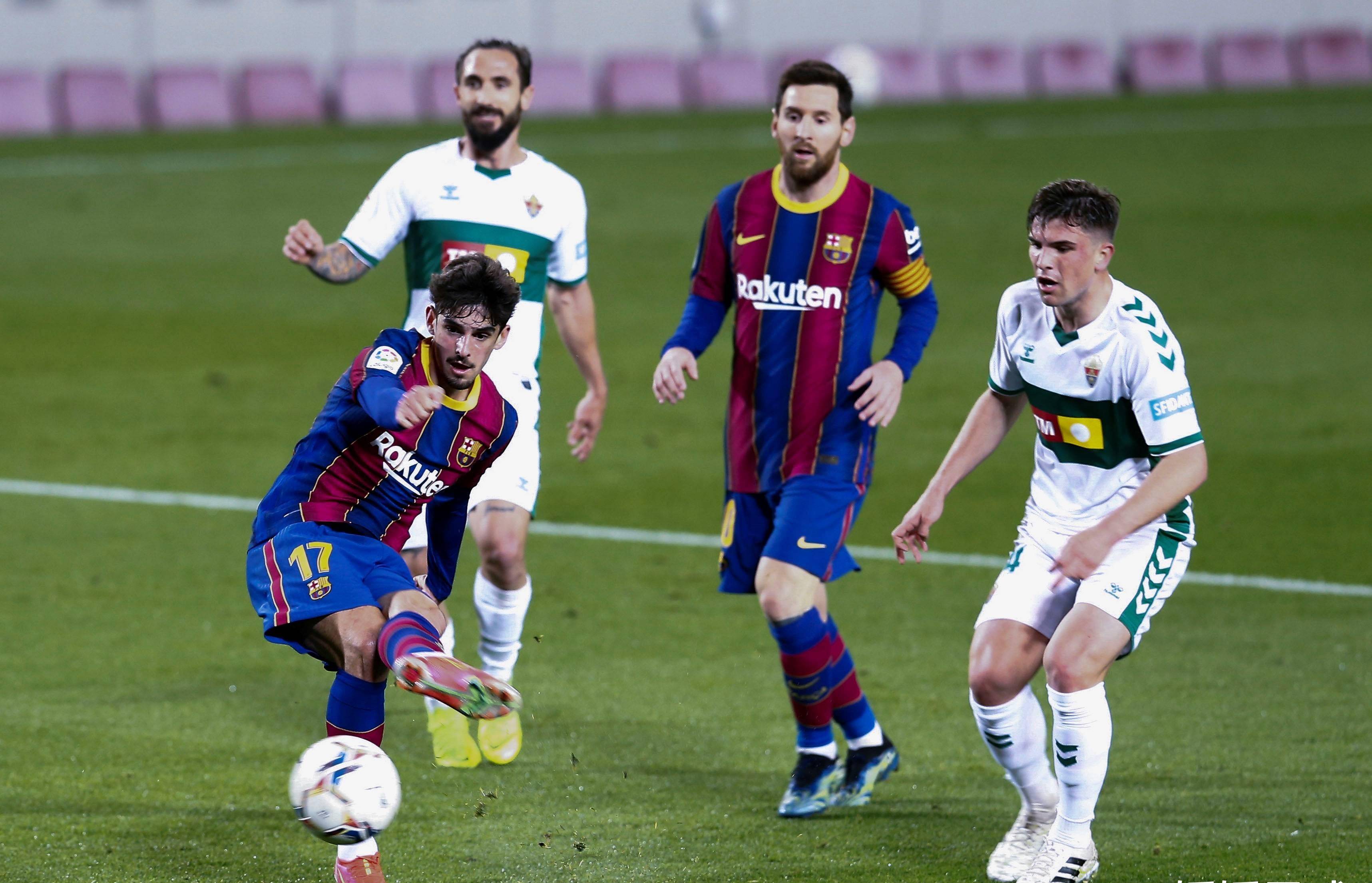 爱游戏在线-客场作战，巴萨意外击败对手