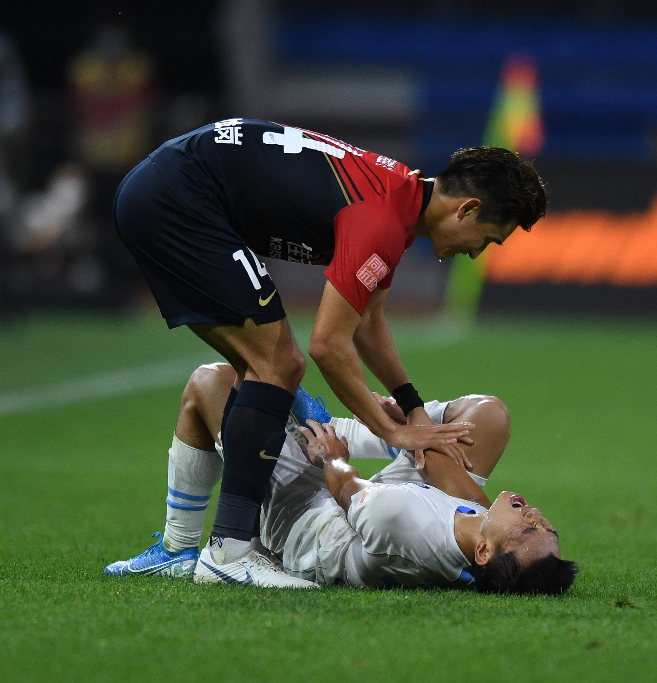 包含深圳佳兆业主场告捷对手,稳住三分上涨的词条 包含深圳佳兆业主场告捷对手,稳住三分上涨的词条