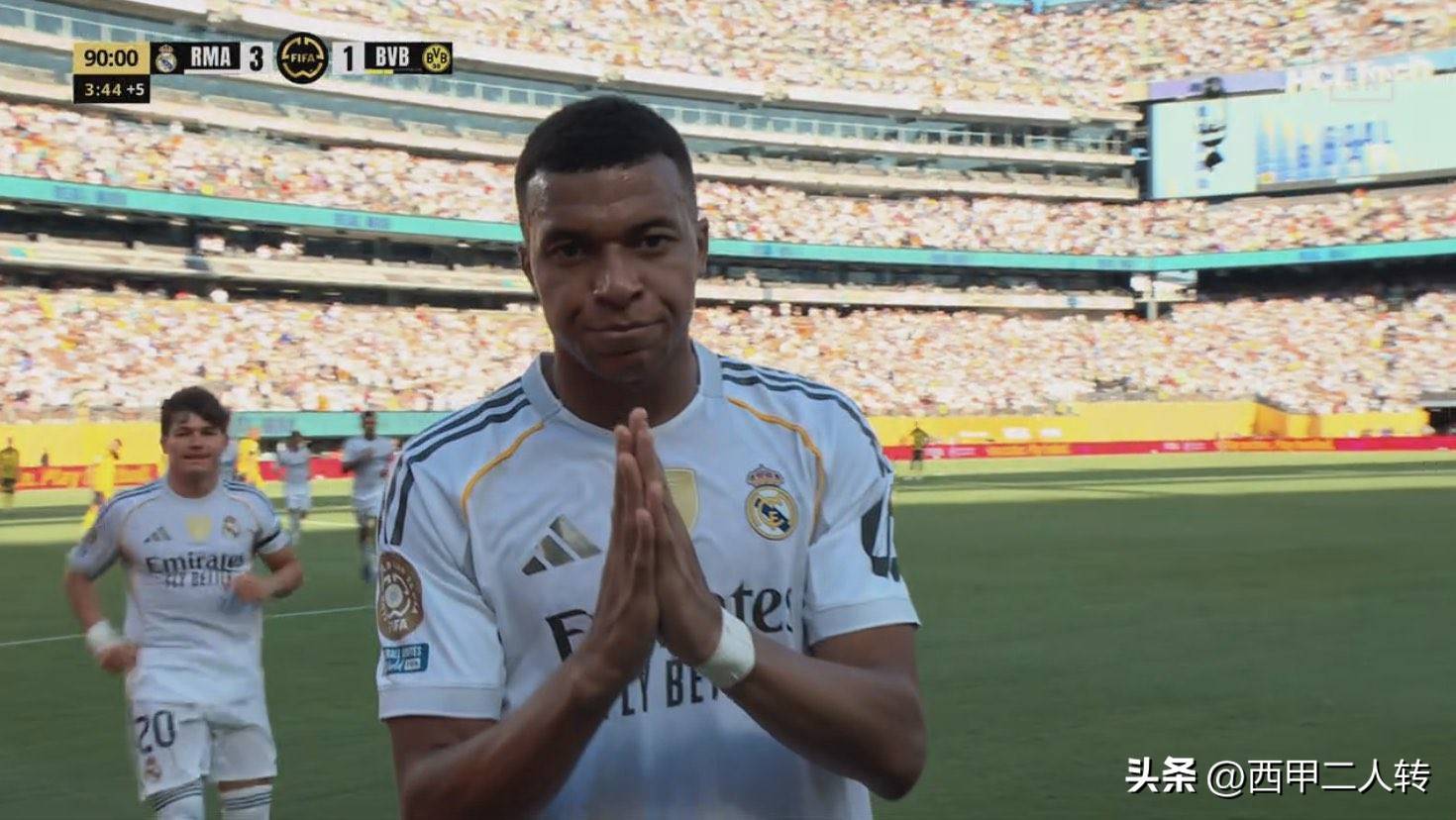 包含法国压胜葡萄牙，姆巴佩建功破门的词条