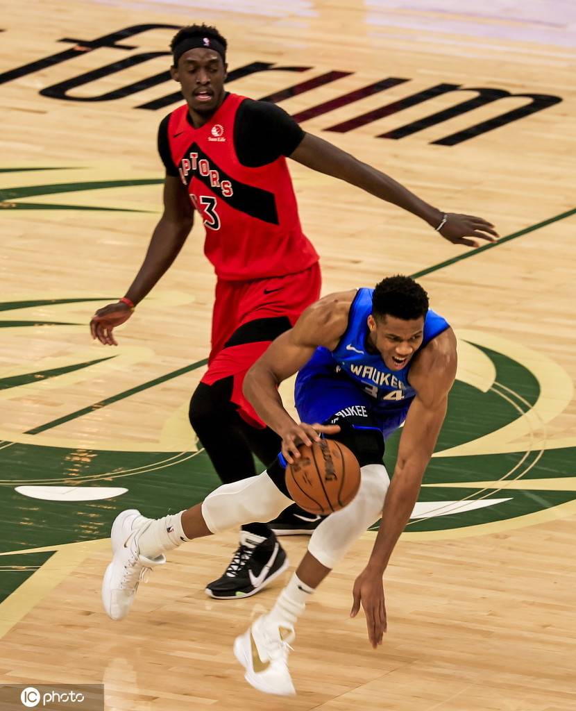 包含雄鹿客场力克黄蜂！真假哥伤愈回归拯救比赛的词条